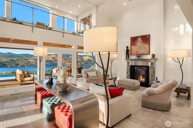 Property photo for 450 Hawks Meadow Road, Chelan photo 4