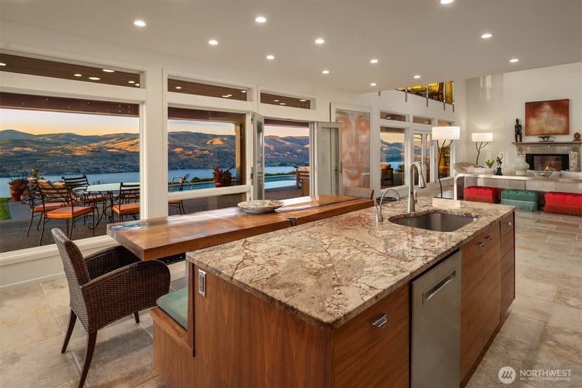 Property photo for 450 Hawks Meadow Road, Chelan photo 12