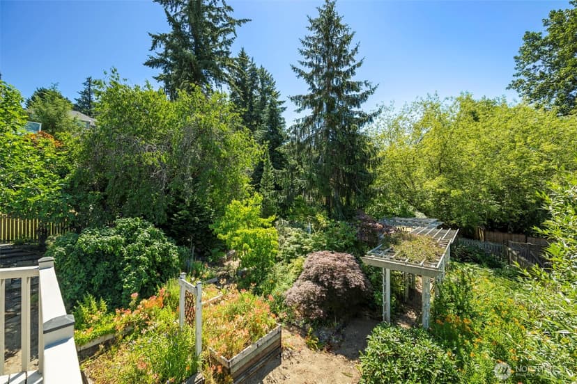 Property photo for 6121 NE 152nd Street, Kenmore photo 29