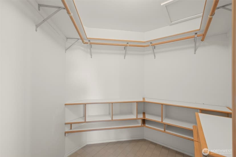 Property photo for 6121 NE 152nd Street, Kenmore photo 16
