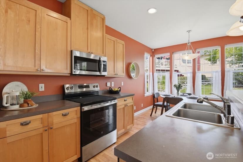 Property photo for 104 NE Sunset Street, Poulsbo photo 11