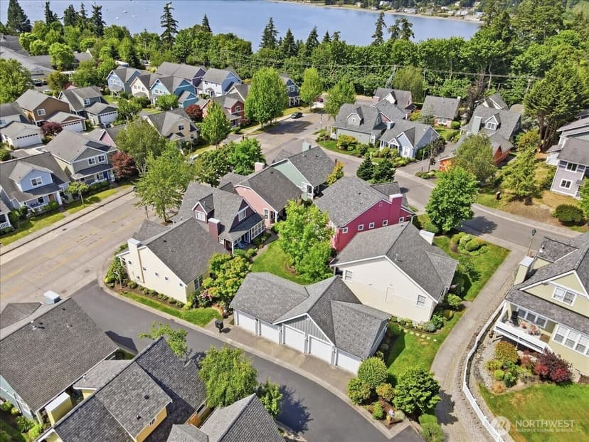 Property photo for 104 NE Sunset Street, Poulsbo photo 3