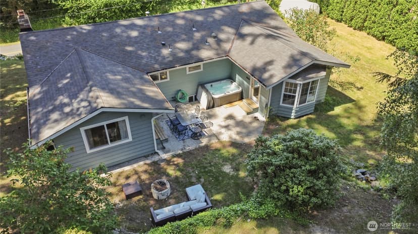 Property photo for 18427 Homeview Drive, Edmonds photo 29