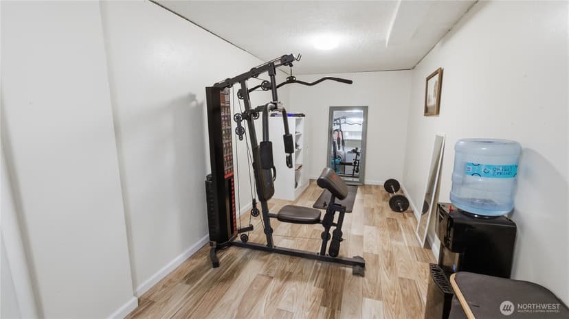 Property photo for 18427 Homeview Drive, Edmonds photo 24