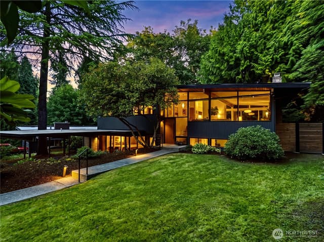 Property photo for 17128 2nd Avenue SW, Normandy Park