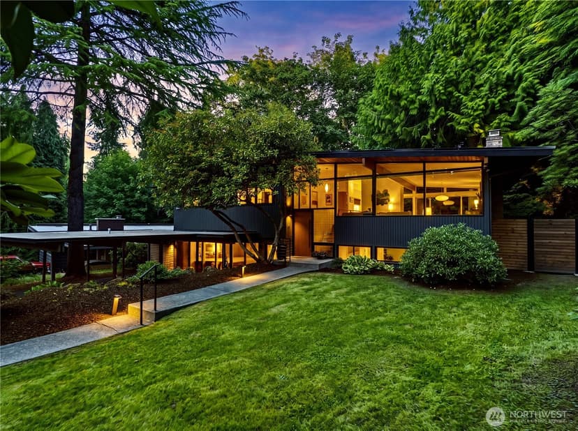 Property photo for 17128 2nd Avenue SW, Normandy Park