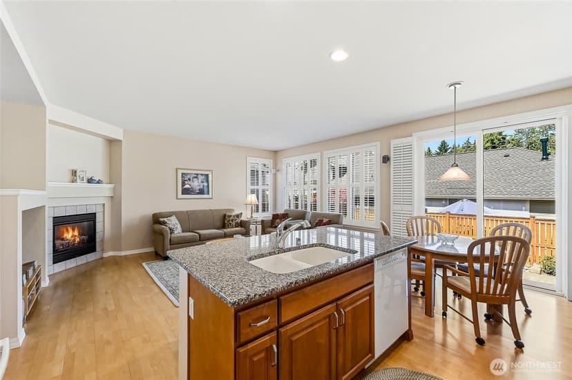Property photo for 11708 238th Place NE, Redmond photo 15