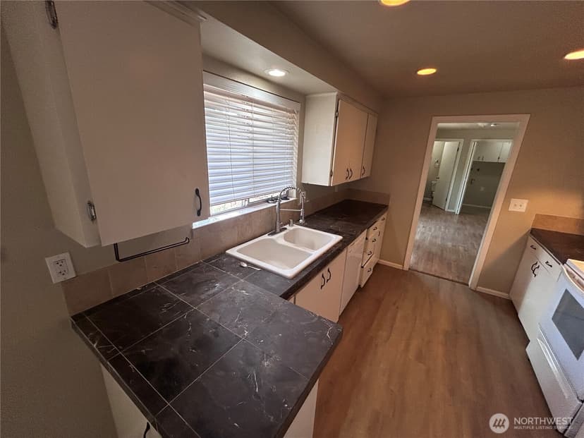 Property photo for 3001 120th Place SE, Everett photo 7