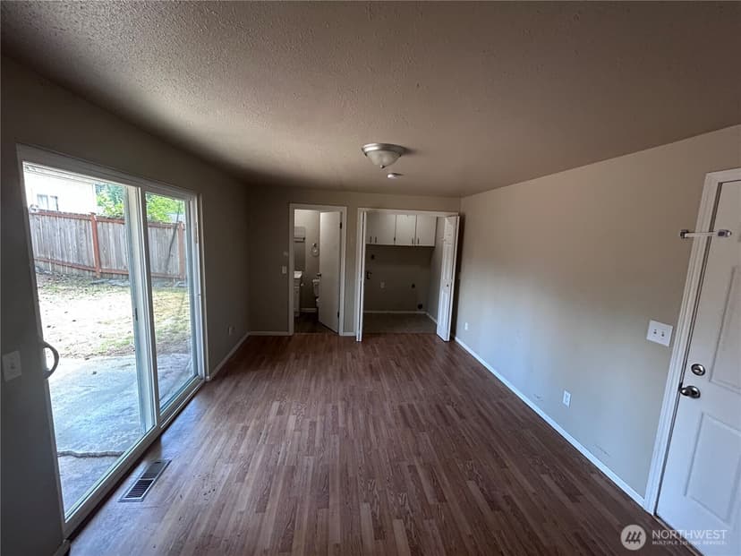 Property photo for 3001 120th Place SE, Everett photo 9