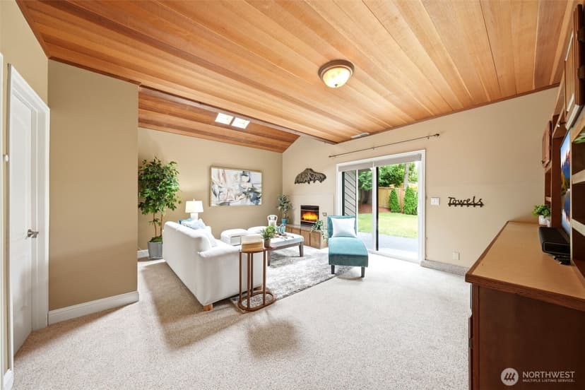 Property photo for 301 128TH Avenue NE, Bellevue photo 25