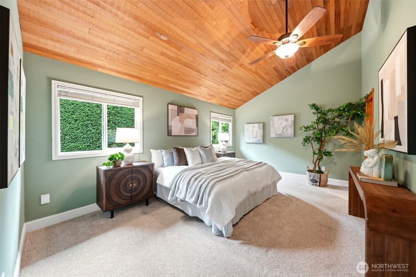 Property photo for 301 128TH Avenue NE, Bellevue photo 15