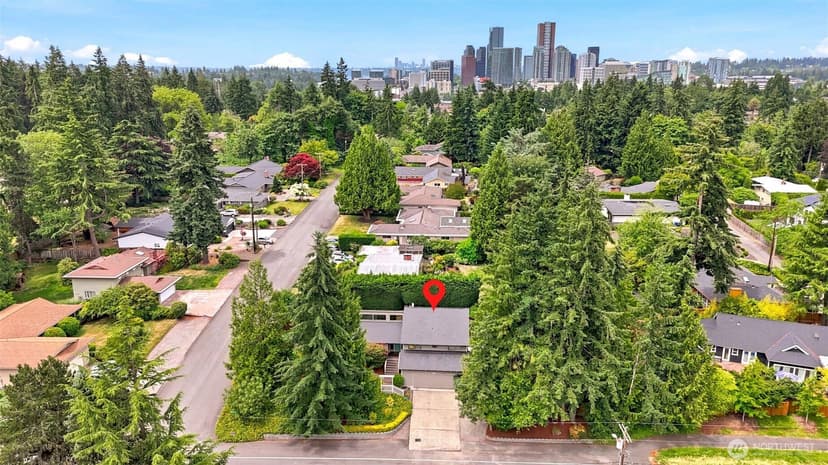 Property photo for 301 128TH Avenue NE, Bellevue photo 37