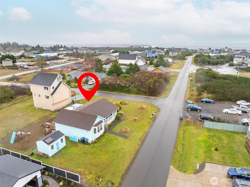 Property photo for 952 Wawona Avenue SE, Ocean Shores photo 33