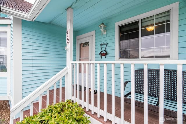Property photo for 952 Wawona Avenue SE, Ocean Shores photo 3
