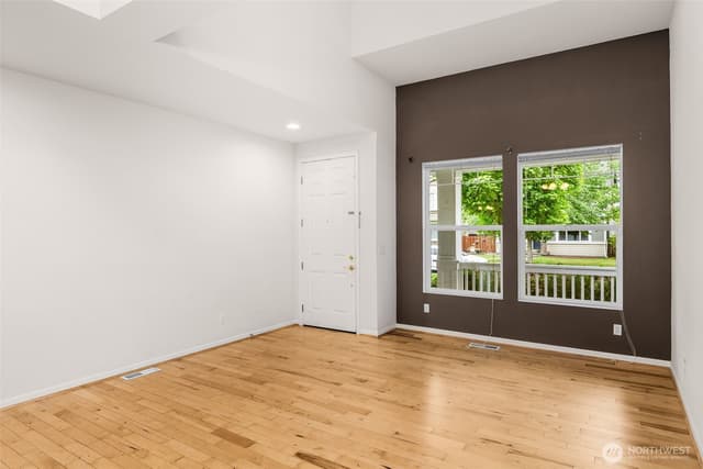 Property photo for 8349 22nd Street NE, Lake Stevens photo 4