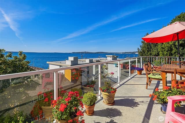 Property photo for 2115 Bonair Drive SW, Seattle