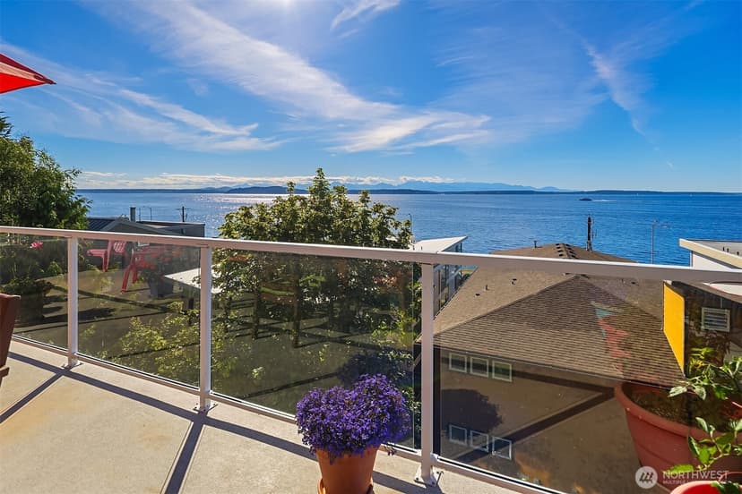 Property photo for 2115 Bonair Drive SW, Seattle photo 12