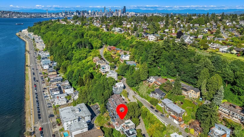 Property photo for 2115 Bonair Drive SW, Seattle photo 27