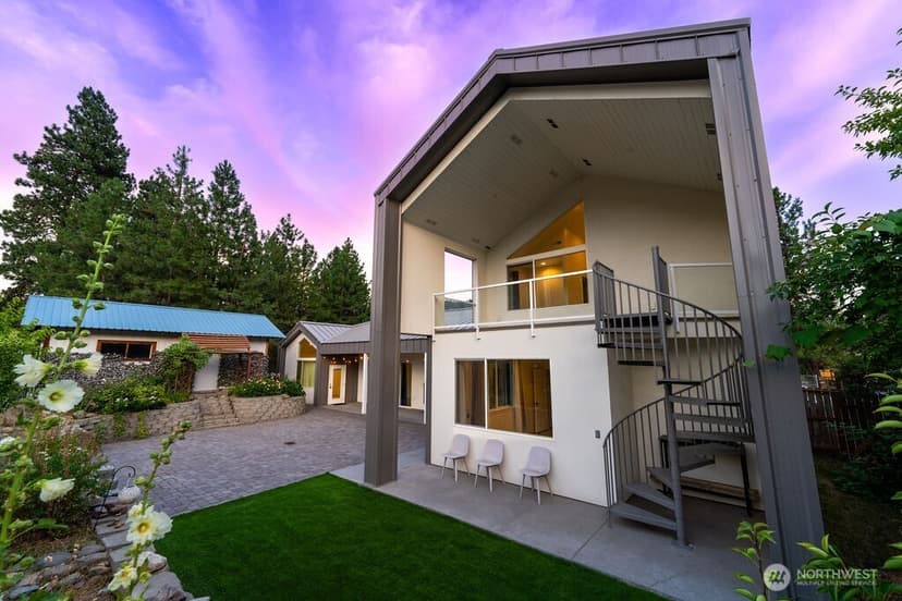 Property photo for 820 Cedar Street, Leavenworth photo 3