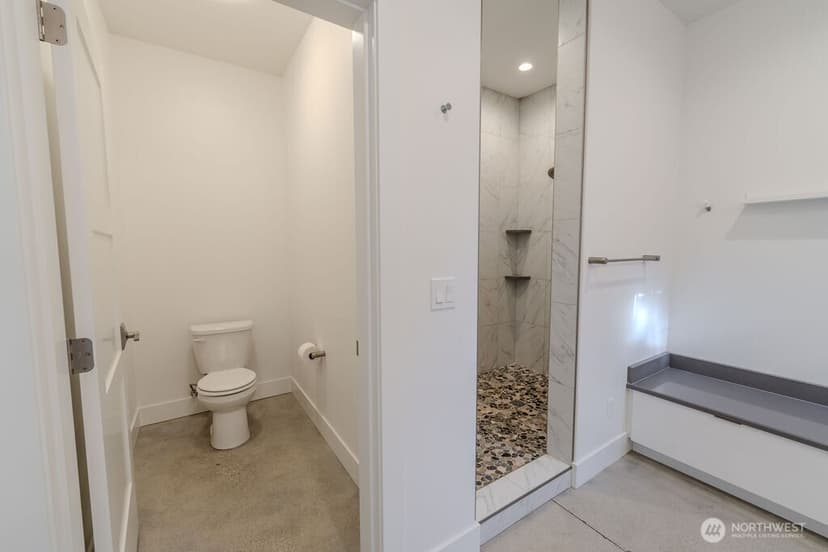 Property photo for 820 Cedar Street, Leavenworth photo 23