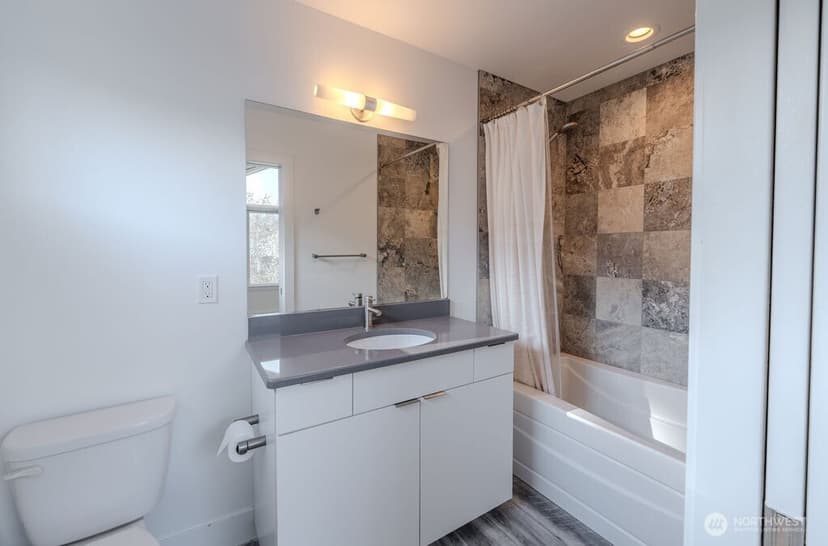 Property photo for 820 Cedar Street, Leavenworth photo 33