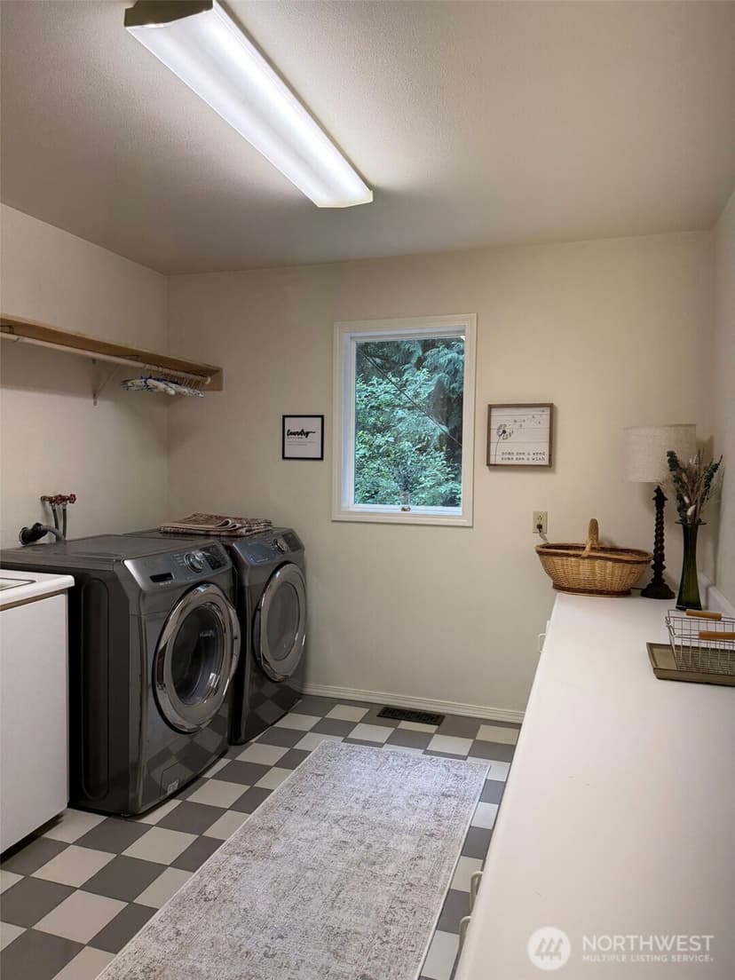 Property photo for 7215 NE Dolphin Drive, Bainbridge Island photo 20
