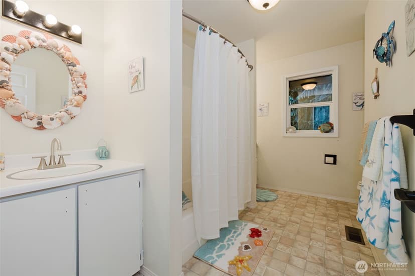 Property photo for 7215 NE Dolphin Drive, Bainbridge Island photo 19