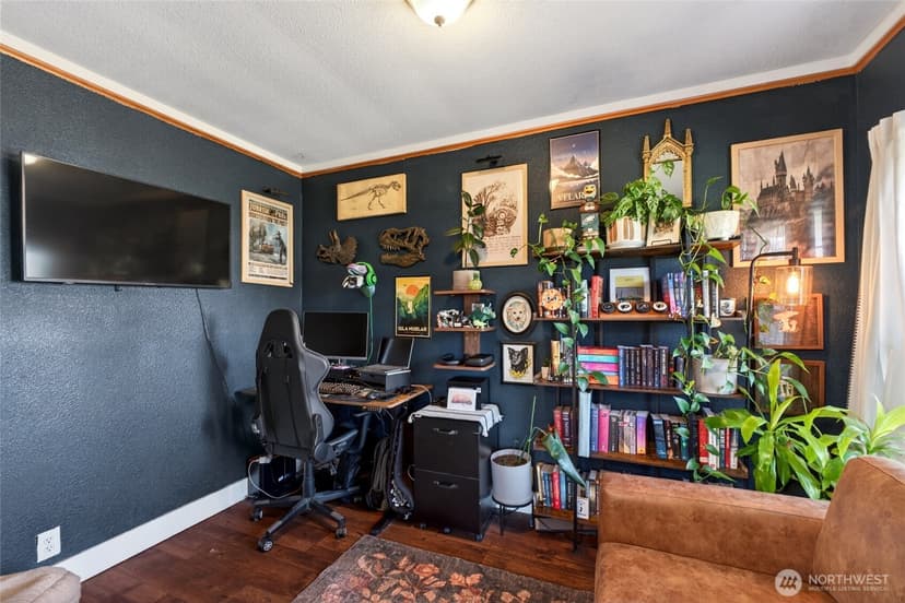 Property photo for 10920 47th Avenue SW, Lakewood photo 14