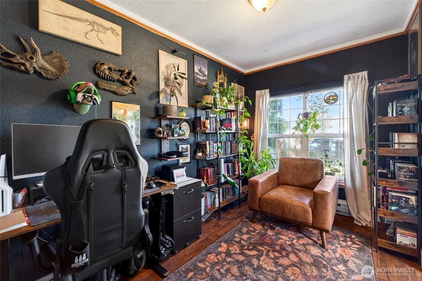 Property photo for 10920 47th Avenue SW, Lakewood photo 15