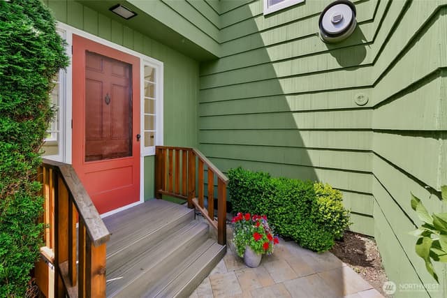 Property photo for 415 9th Street, Snohomish photo 2