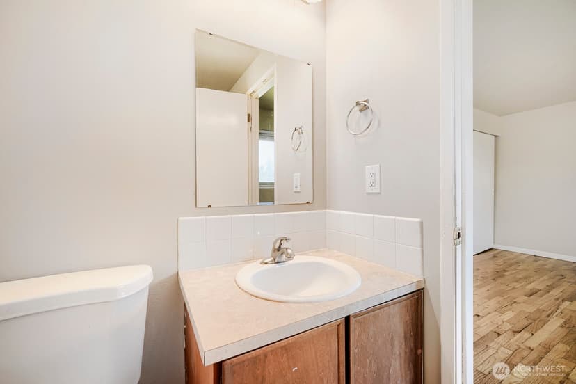 Property photo for 23227 110th Place SE, Kent photo 10