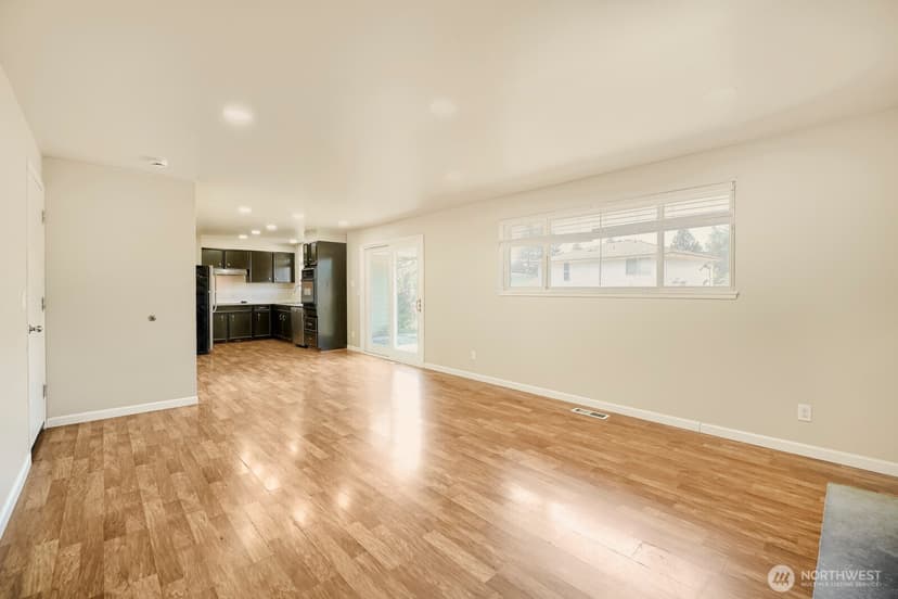 Property photo for 23227 110th Place SE, Kent photo 6