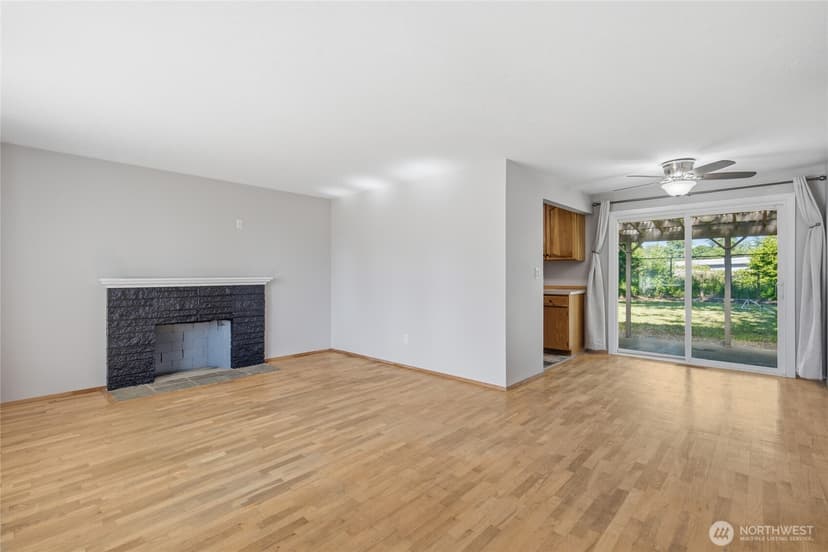 Property photo for 21144 31st Avenue S, SeaTac photo 4