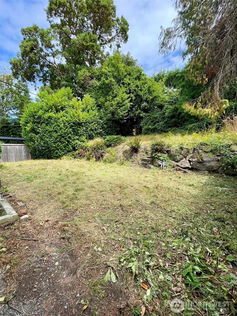 Property photo for 5942 37th Avenue SW, Seattle photo 4