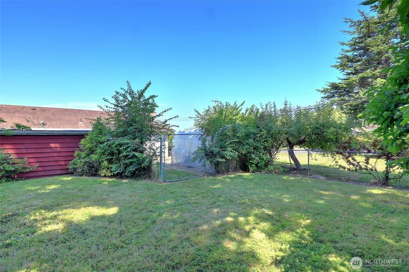 Property photo for 27122 82nd Drive NW, Stanwood photo 25