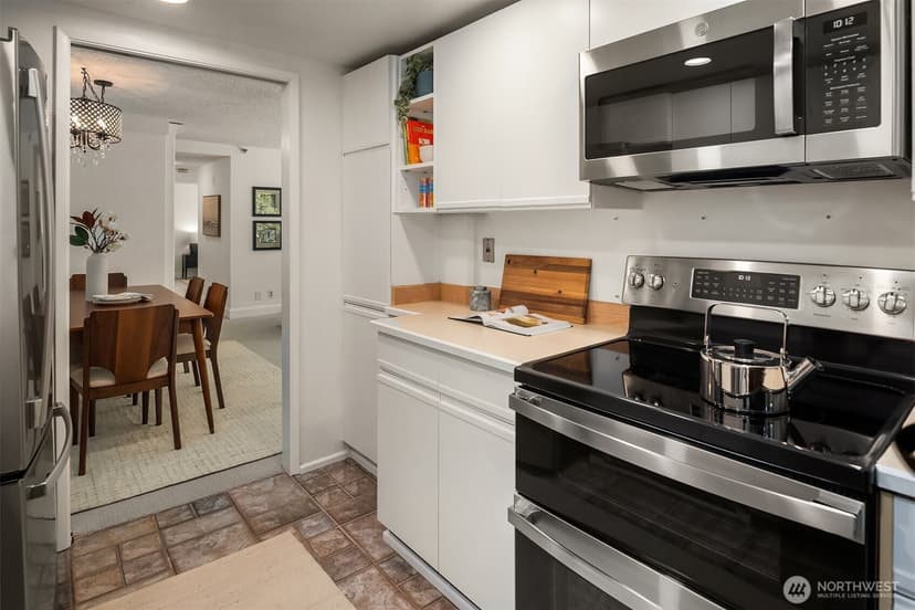Property photo for 1120 Spring Street #504, Seattle photo 11