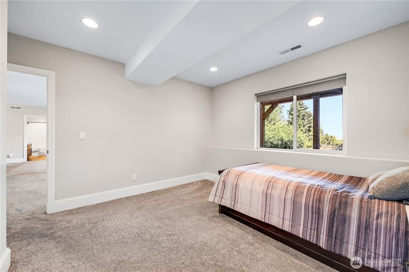 Property photo for 1103 Puget Drive E, Port Orchard photo 36