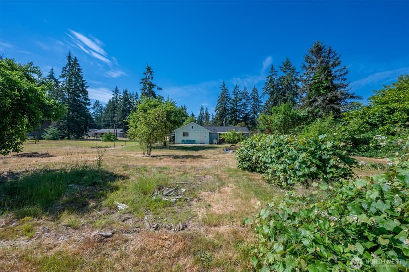 Property photo for 8709 116th Street SW, Lakewood photo 33