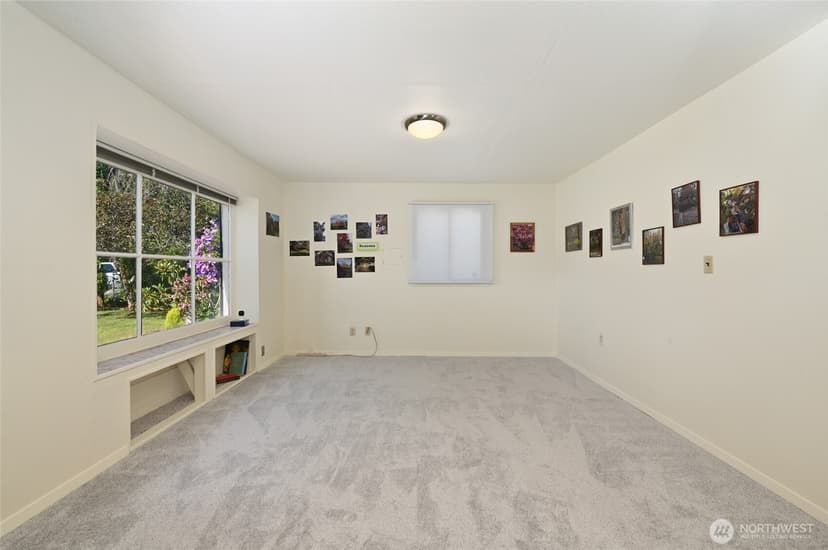 Property photo for 8709 116th Street SW, Lakewood photo 7