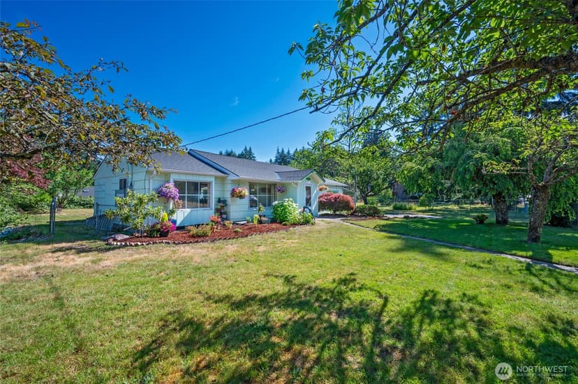 Property photo for 8709 116th Street SW, Lakewood photo 29