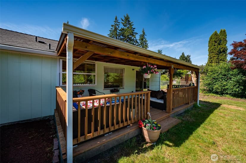 Property photo for 8709 116th Street SW, Lakewood photo 26