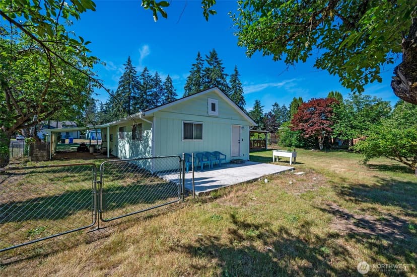 Property photo for 8709 116th Street SW, Lakewood photo 30