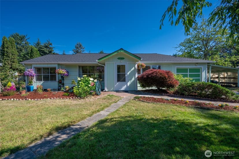 Property photo for 8709 116th Street SW, Lakewood photo 10