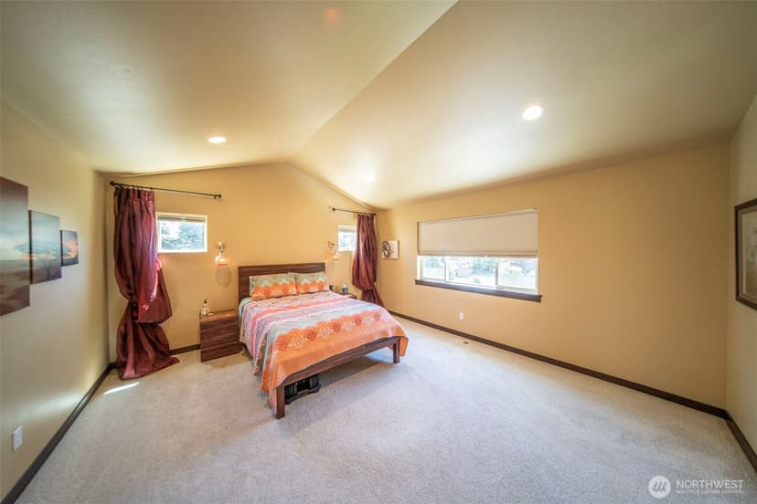 Property photo for 14426 40th Avenue W, Lynnwood photo 13