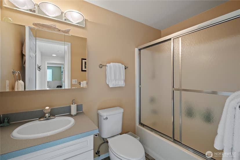 Property photo for 8189 Whidbey Drive, Clinton photo 22