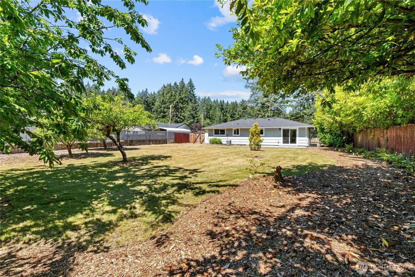 Property photo for 11510 Military Road SW, Lakewood photo 22