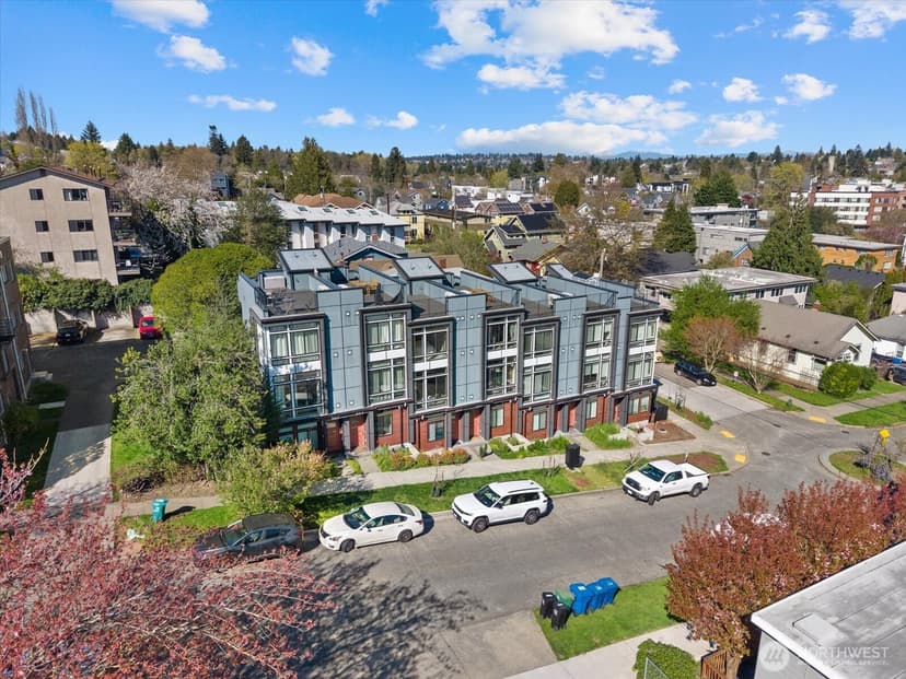 Property photo for 966 N Allen Place, Seattle photo 28