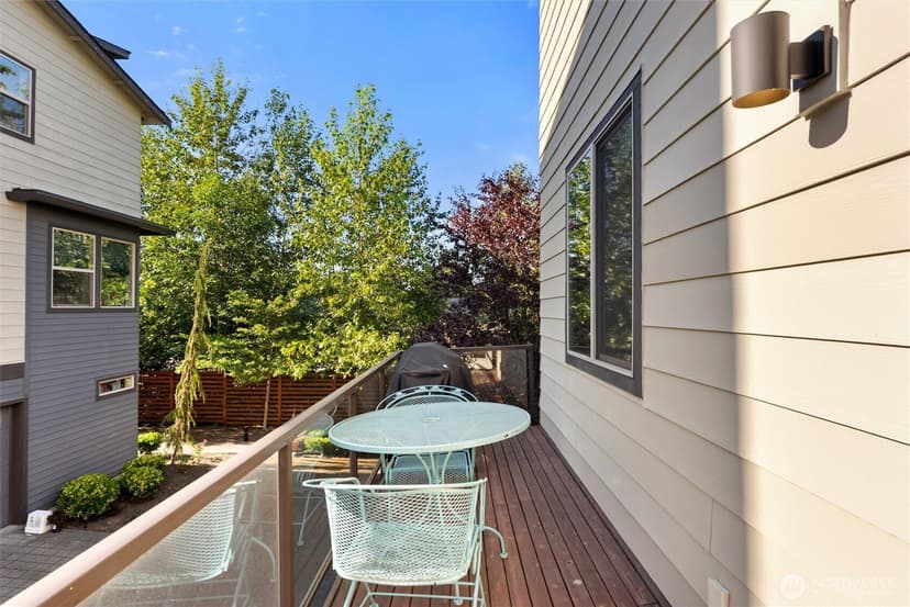 Property photo for 347 Chelan Avenue NE, Renton photo 14