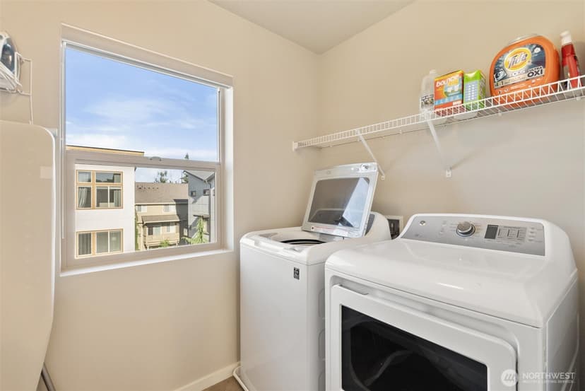 Property photo for 347 Chelan Avenue NE, Renton photo 25