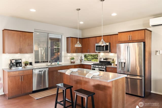 Property photo for 347 Chelan Avenue NE, Renton photo 4